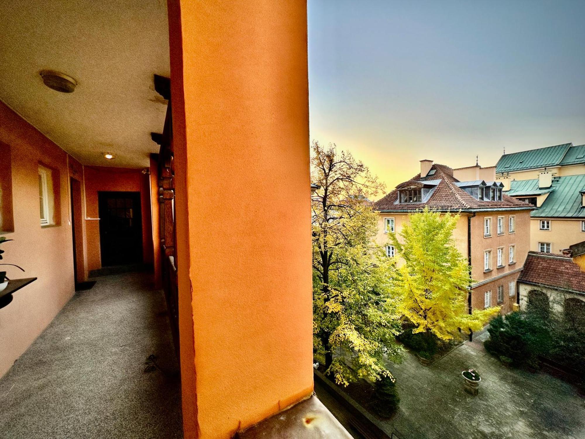 Old Town Best View Wifi 300 Mb/S Huge Screen Netflix Appletv Amazontv Varsóvia Exterior foto