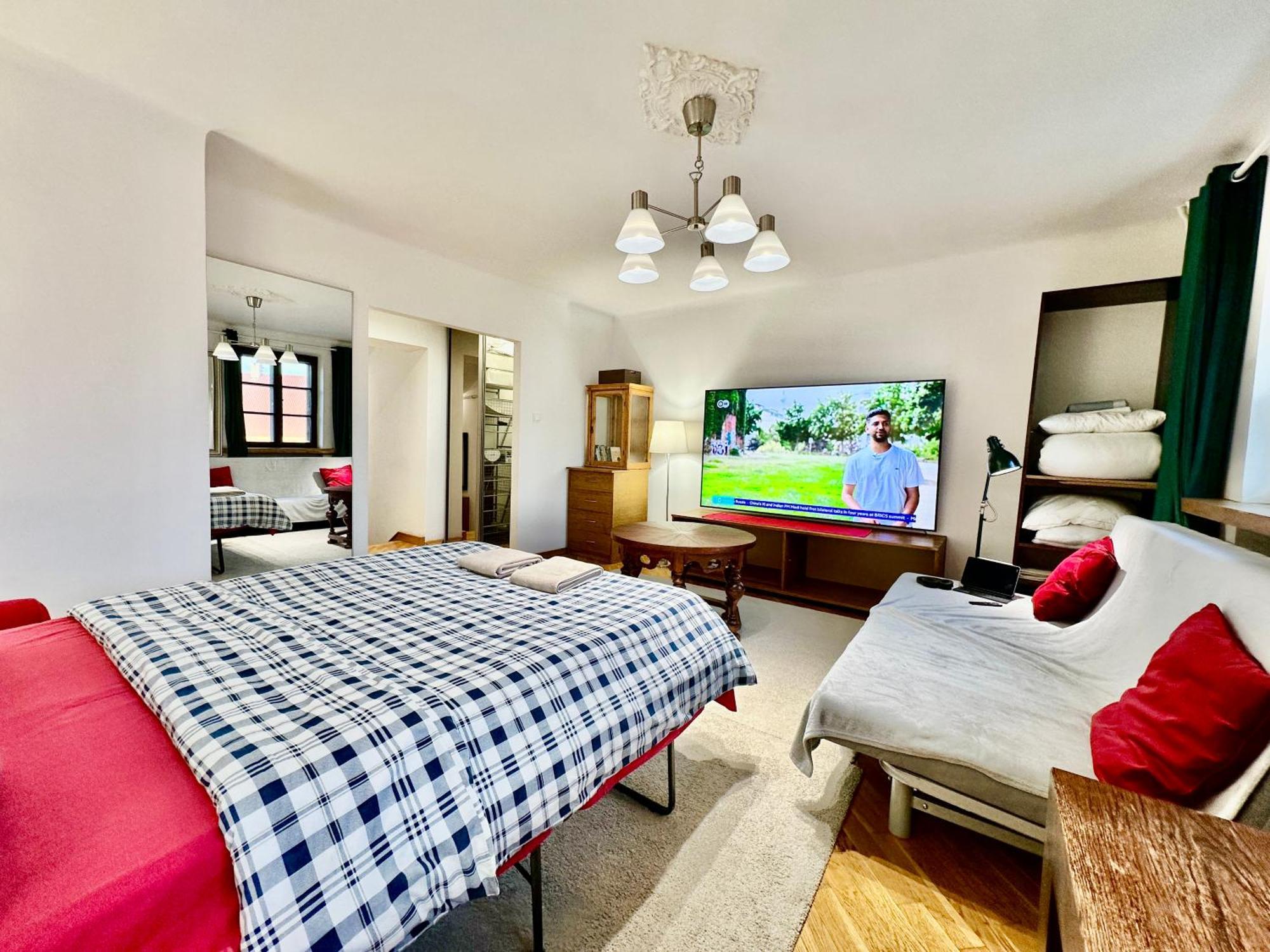 Old Town Best View Wifi 300 Mb/S Huge Screen Netflix Appletv Amazontv Varsóvia Exterior foto