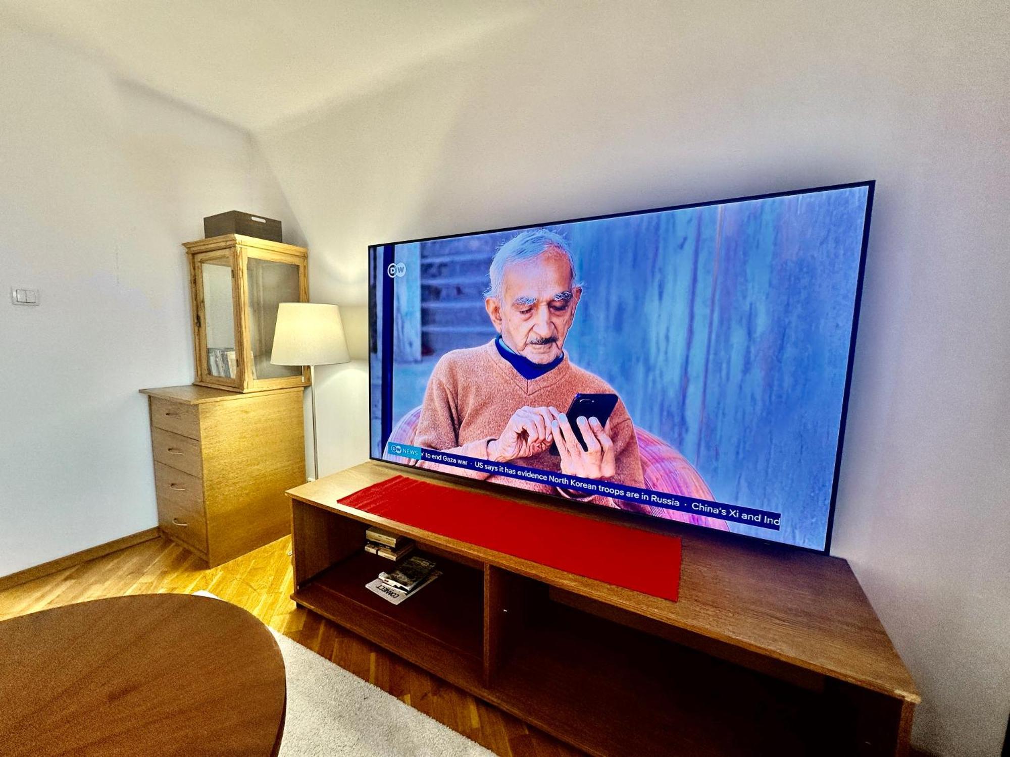 Old Town Best View Wifi 300 Mb/S Huge Screen Netflix Appletv Amazontv Varsóvia Exterior foto