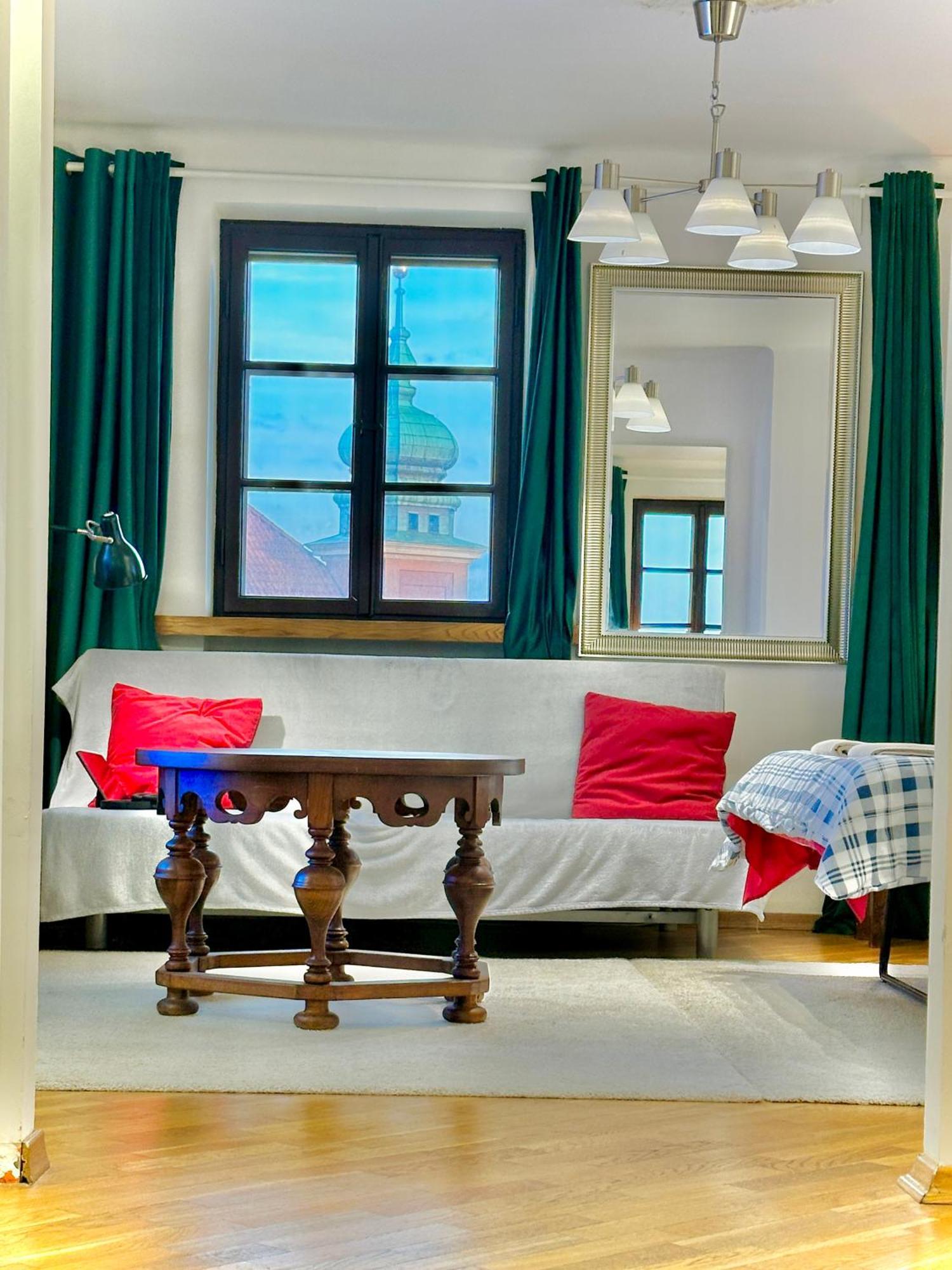 Old Town Best View Wifi 300 Mb/S Huge Screen Netflix Appletv Amazontv Varsóvia Exterior foto